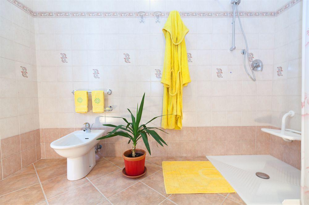 Oasi Verde Castiglione Chiavarese エクステリア 写真